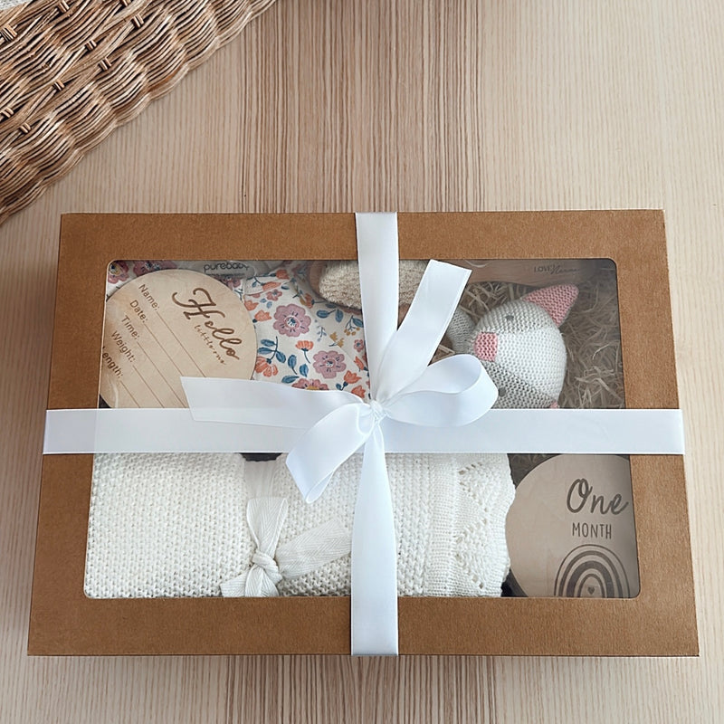 Large Newborn Gift Box | Milk