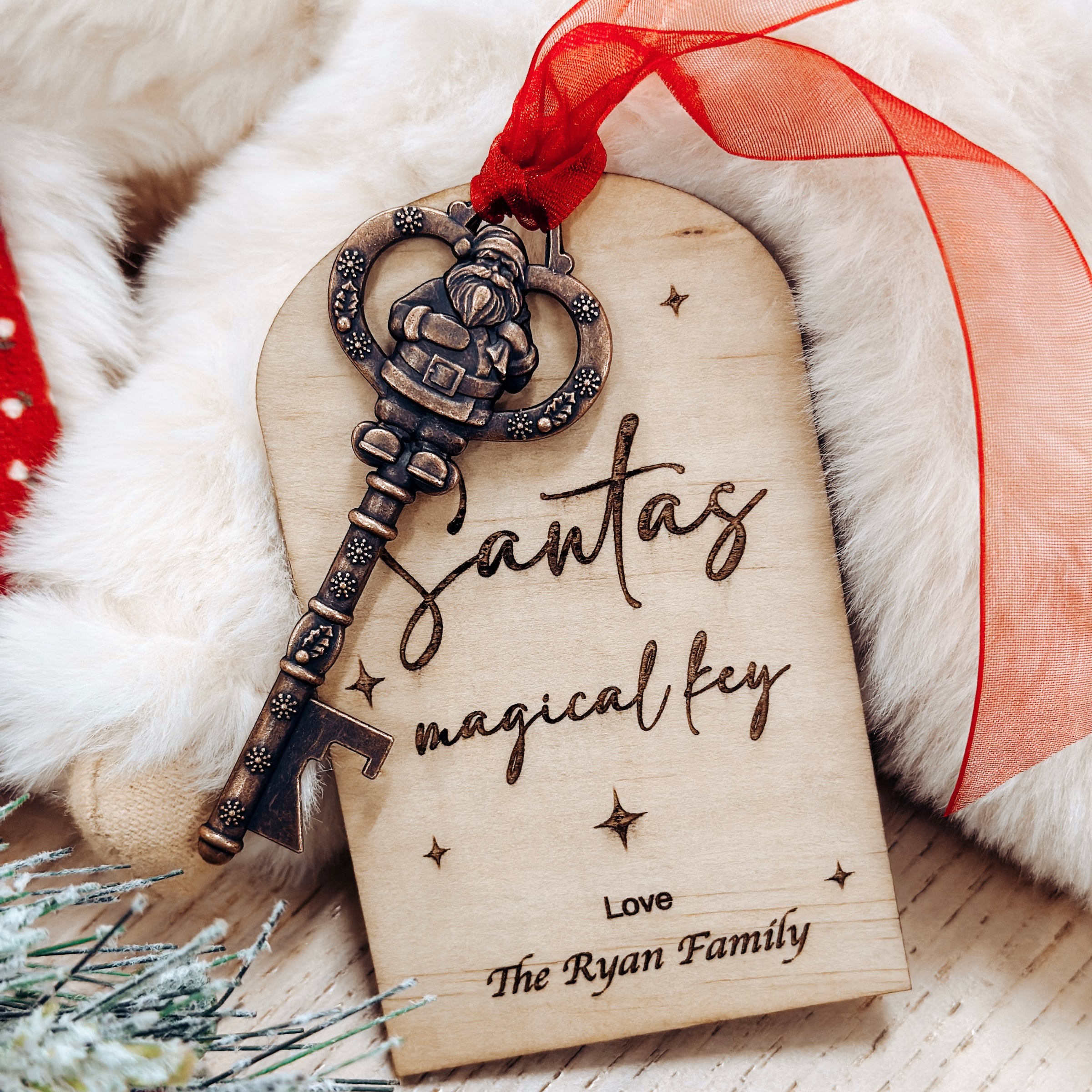 Santa's Magical Key – Little Dottie